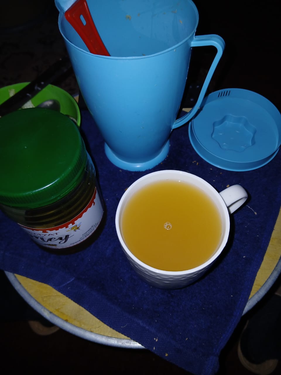 WhatsApp chat and contact Segemyat